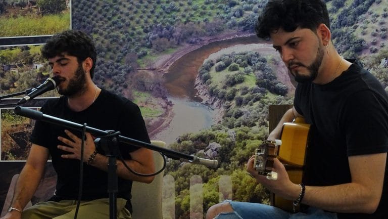 174689990_4599391790090751_7079649650070039090_n