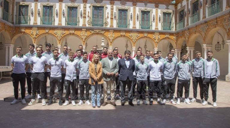 FOTO_Recepción-al-Córdoba-CF_16-800x445