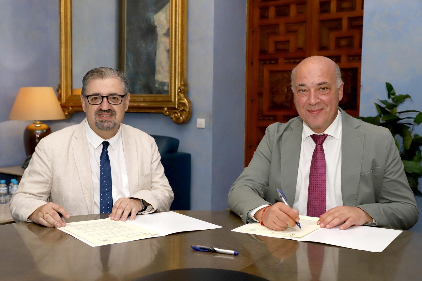 FOTO_Firma convenio Instituto Andaluz de los Castillos_01
