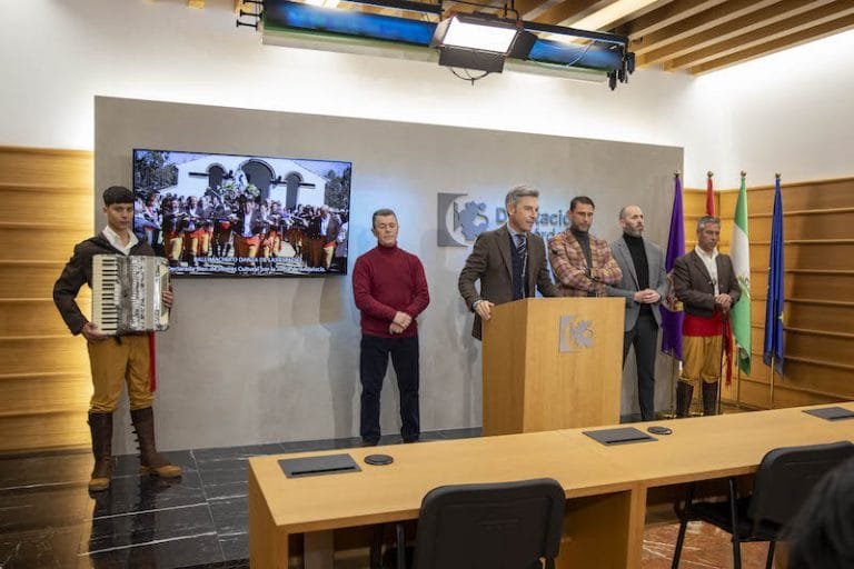 FOTO_Presentacion-Danza-de-las-Espadas_01
