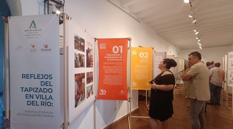 Exposicion-22Reflejos-del-tapizado-de-Villa-del-Rio22
